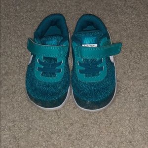Nike toddler shoes